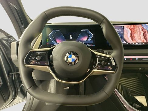 Used 2025 BMW X3 xDrive30i image 12