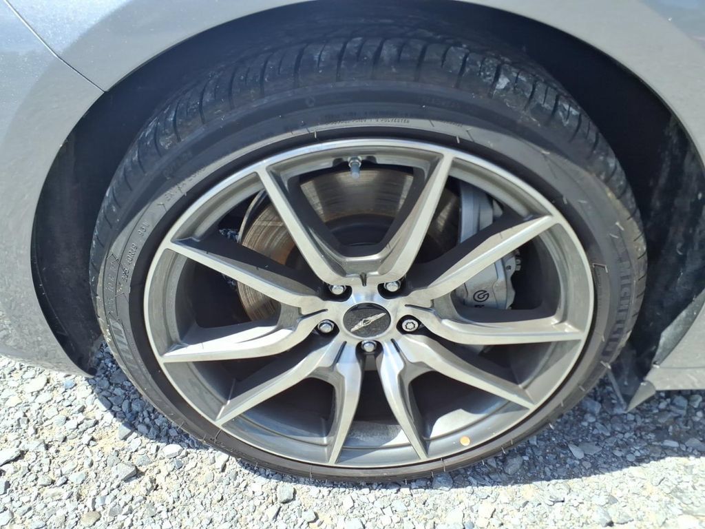 Used 2026 Genesis G70 2.5T Prestige RWD image 9