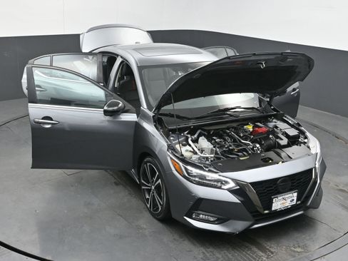 Used 2022 Nissan Sentra SR w/ Trunk Package image 41