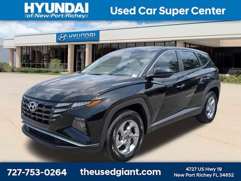 Used 2023 Hyundai Tucson SE AWD/4WD image 1