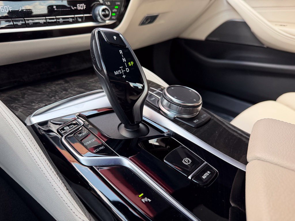 Used 2023 BMW 540i w/ M Sport Package RWD image 25
