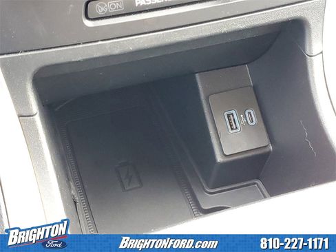 Used 2024 Ford Edge SEL w/ Convenience Package image 25