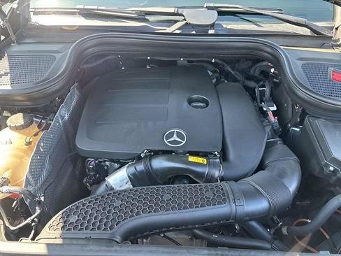 Used 2023 Mercedes-Benz GLE 350 w/ Premium Package image 34