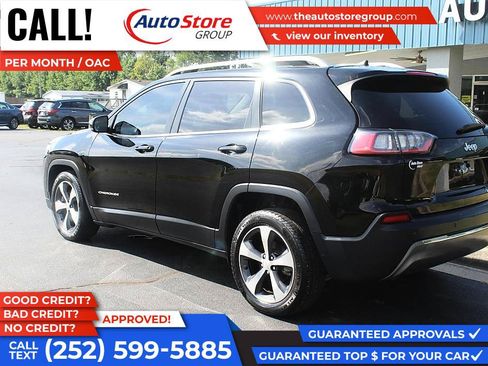 Used 2019 Jeep Cherokee Limited FWD image 8