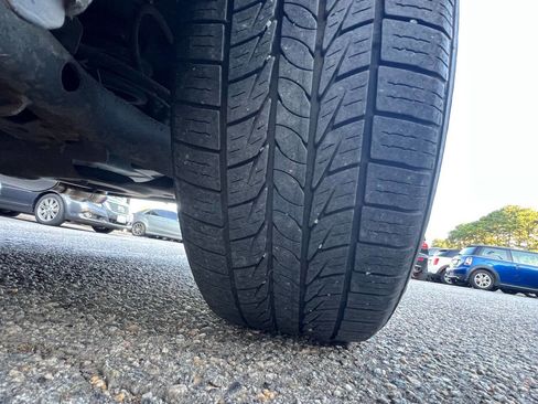 Used 2018 Nissan Versa SV image 17