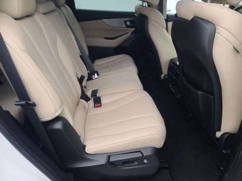 Used 2023 Acura MDX SH-AWD w/ Technology Package image 16