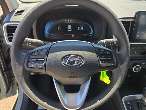 New 2026 Hyundai Venue SE FWD image 14