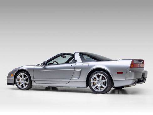 Used 2004 Acura NSX T image 97