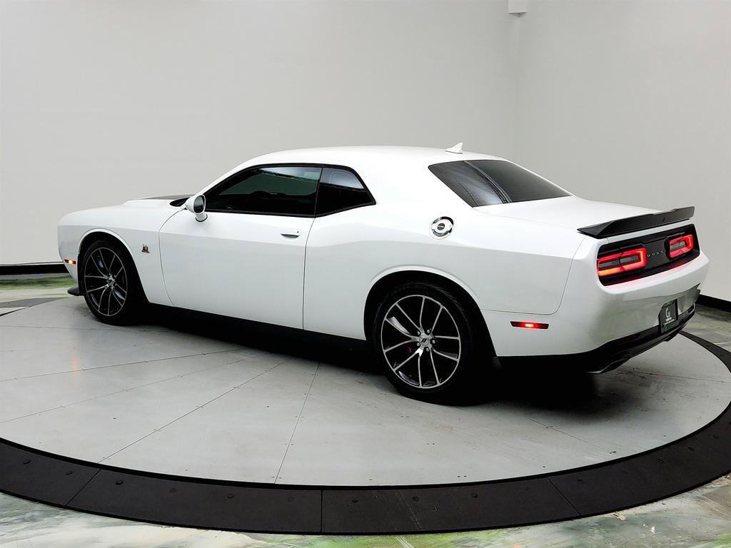 Used 2018 Dodge Challenger R/T Scat Pack RWD image 7