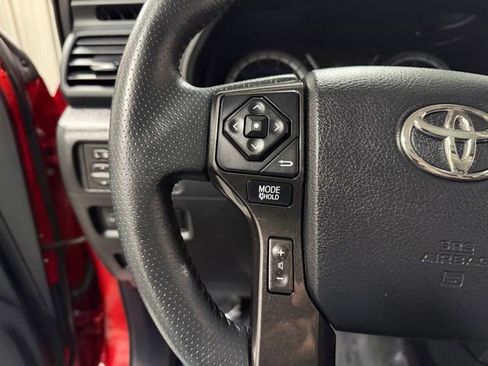 Used 2016 Toyota 4Runner Trail Premium AWD/4WD image 17