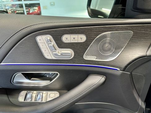 Certified 2025 Mercedes-Benz GLS 450 4MATIC image 12