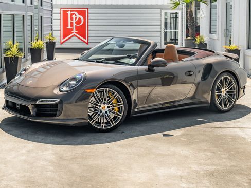 Used 2015 Porsche 911 Turbo S w/ High-end Infotainment Package AWD/4WD image 2