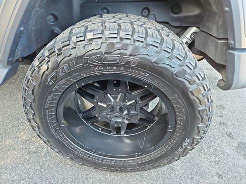 Used 2019 Jeep Wrangler Sport AWD/4WD image 27