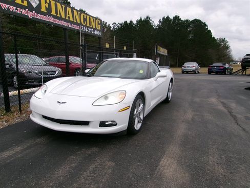 Used 2008 Chevrolet Corvette Coupe image 3