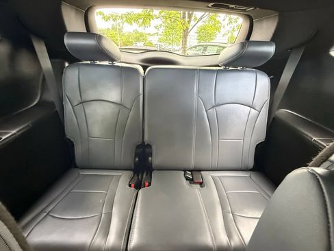 Used 2023 Buick Enclave Essence w/ Experience Buick Package FWD image 33