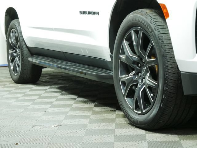 Used 2023 Chevrolet Suburban RST w/ Sport Performance Package AWD/4WD image 8