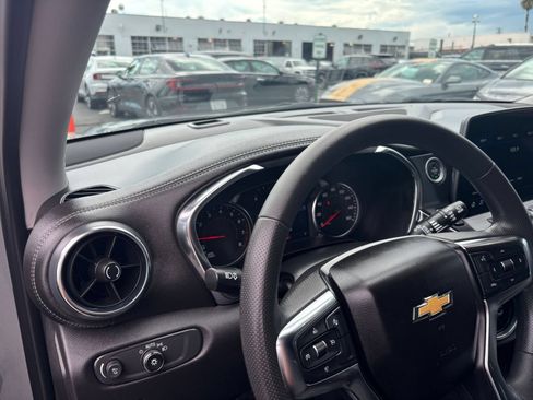 Used 2026 Chevrolet Blazer LT FWD image 32