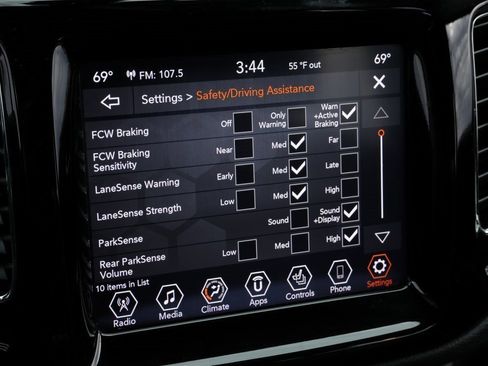 Used 2021 Jeep Compass Limited image 25