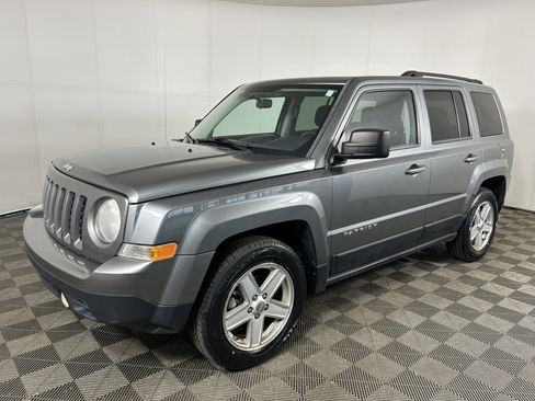 Used 2012 Jeep Patriot Latitude w/ Sun/Sound Group AWD/4WD image 1