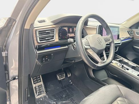 Used 2024 Volkswagen Atlas SEL Premium R-Line AWD/4WD image 20