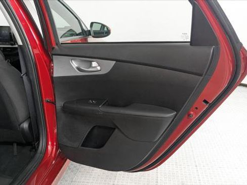 Used 2023 Kia Forte LXS image 19