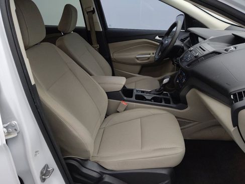 Used 2018 Ford Escape SE w/ Ford Safe & Smart Package FWD image 21