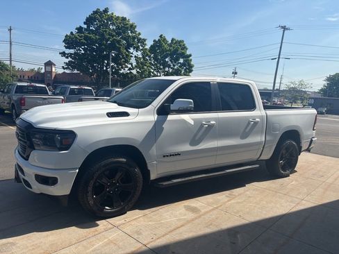 Used 2020 RAM 1500 Big Horn AWD/4WD image 9