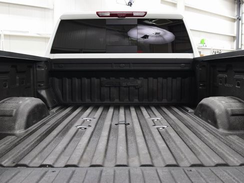 Used 2023 GMC Sierra 2500 AT4 w/ AT4 Premium Plus Package image 26