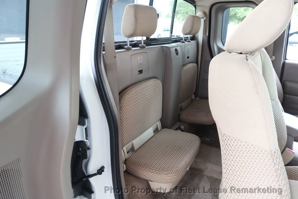 Used 2016 Nissan Frontier SV RWD image 18