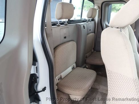 Used 2016 Nissan Frontier SV RWD image 18