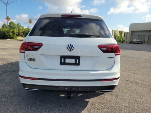 Used 2021 Volkswagen Tiguan SE R-Line AWD/4WD image 6