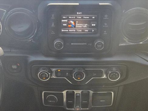 Used 2020 Jeep Wrangler Unlimited Sport AWD/4WD image 12