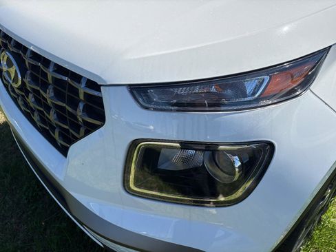 New 2026 Hyundai Venue SEL image 14