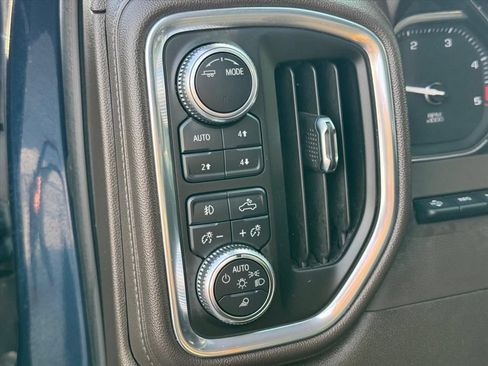 Used 2022 GMC Sierra 2500 Denali w/ Denali Ultimate Package AWD/4WD image 15