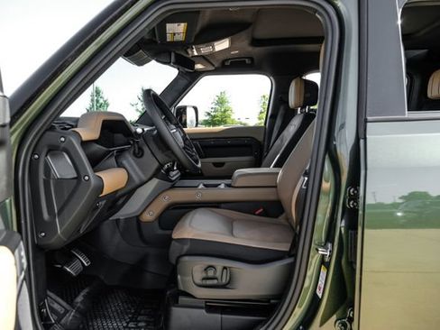New 2026 Land Rover Defender 110 X AWD/4WD image 4