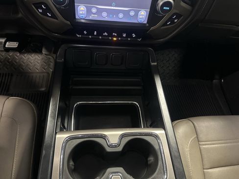 Used 2015 GMC Sierra 1500 Denali w/ Driver Alert Package AWD/4WD image 14