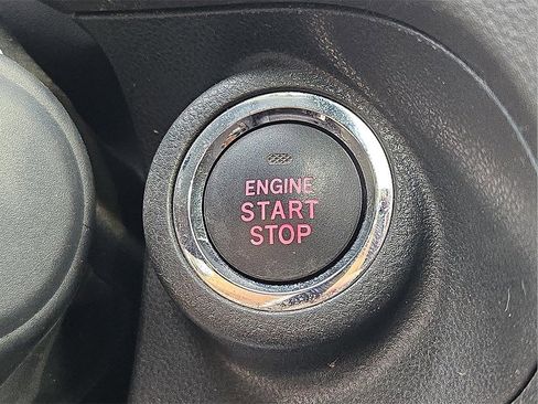 Used 2019 Subaru Forester Premium image 24