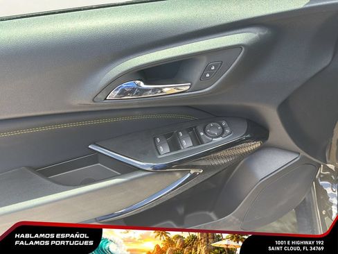 Used 2024 Chevrolet Trax LT w/ Driver Confidence Package FWD image 13
