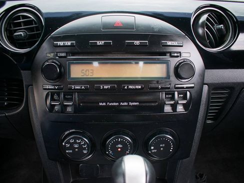 Used 2008 MAZDA MX-5 Miata Touring RWD image 28