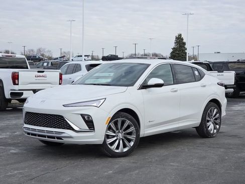 New 2026 Buick Envista Avenir FWD image 2
