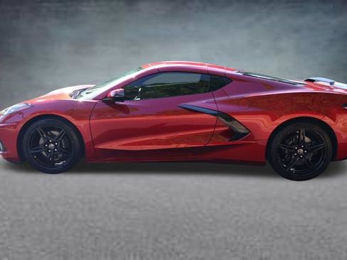 Used 2022 Chevrolet Corvette Stingray Preferred Cpe w/ 2LT RWD image 4