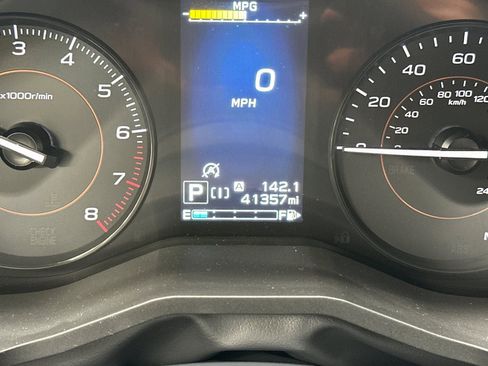 Used 2023 Subaru Crosstrek 2.0i AWD/4WD image 31