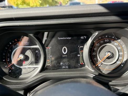 New 2025 Jeep Wrangler Unlimited Rubicon w/ Steel Bumper Group image 17