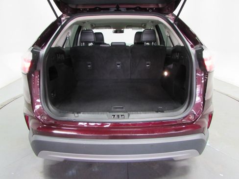 Used 2024 Ford Edge SEL AWD/4WD image 11
