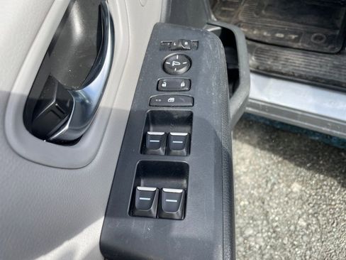 Used 2023 Honda Pilot EX-L image 13