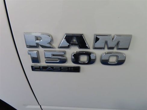 Used 2023 RAM 1500 Classic SLT w/ Trailer & Traction Group AWD/4WD image 11