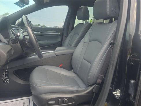 Used 2024 Buick Enclave Essence w/ Experience Buick Package AWD/4WD image 7