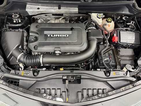 Used 2019 Cadillac XT4 Premium Luxury image 29