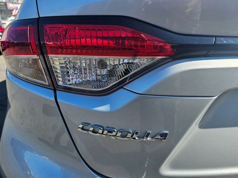 Used 2024 Toyota Corolla LE FWD image 29