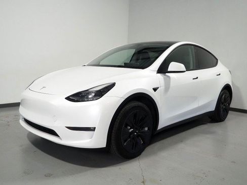 Used 2023 Tesla Model Y Long Range AWD/4WD image 11